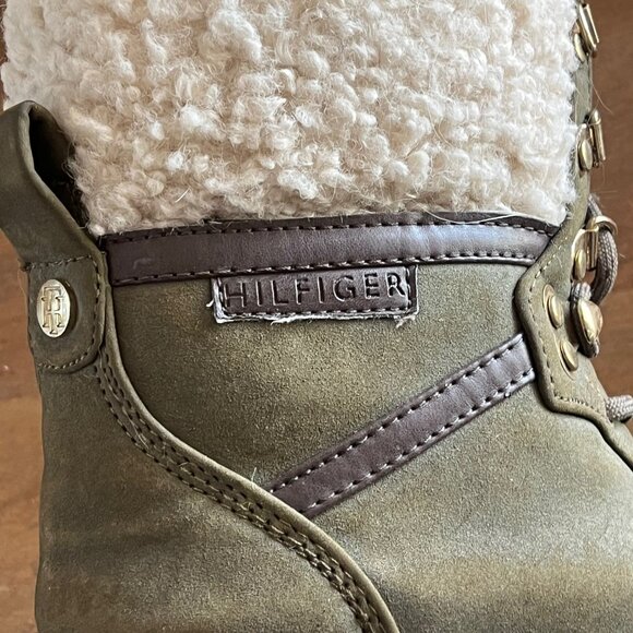 Tommy Hilfiger Womens Duck Boots Green Faux Fur Size 8 M Gold Tone Plush Lined - Picture 7 of 10